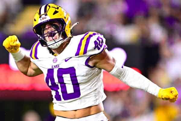 number 40 of the LSU Tigers football team celebrating